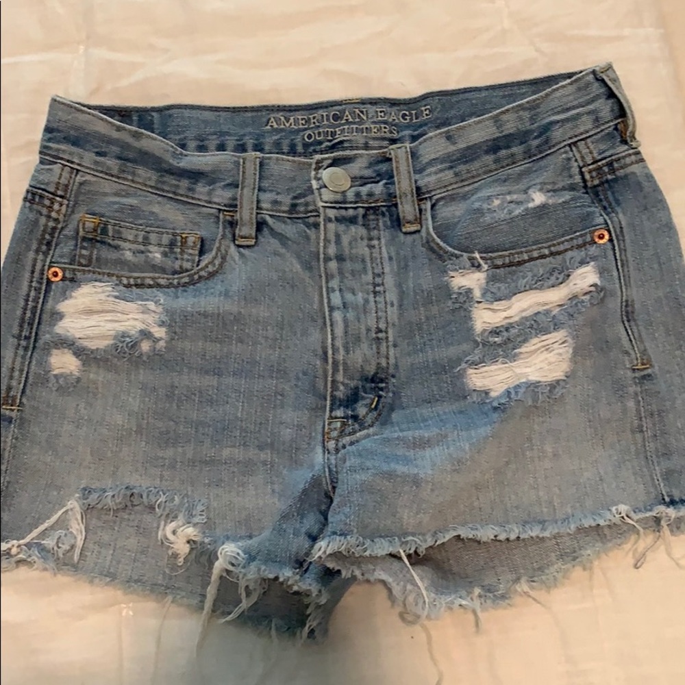 High-waisted jean shorts.